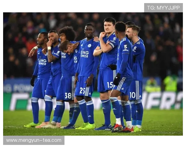 赛后分析：FPX与V5对决中的节奏掌控与战术演变探讨