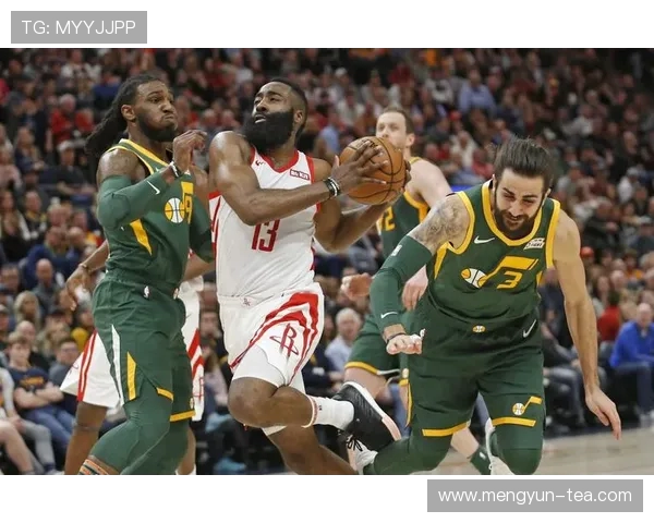 2017年NBA季后赛火箭与爵士的激烈对决回顾与精彩瞬间分析 2017年NBA季后赛火箭与爵士的激烈对决回顾与精彩瞬间分析