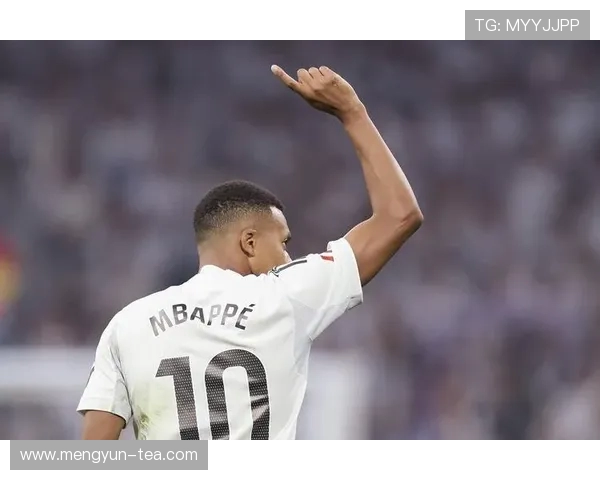 姆巴佩欧冠夜戴帽赛后采访暗示：未来已决定