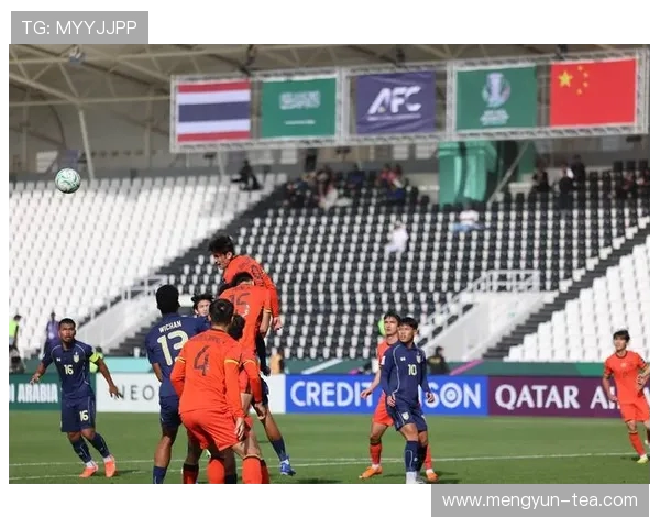 日本与泰国足球对决赛果揭晓引发热议与讨论