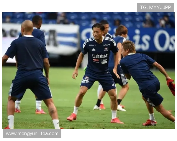 横滨水手与大阪樱花激战正酣比分结果揭晓引发球迷热议