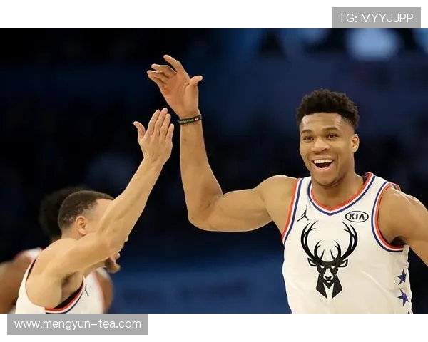 町田与冈山激战正酣比分悬念重重引发球迷热议 町田与冈山激战正酣比分悬念重重引发球迷热议