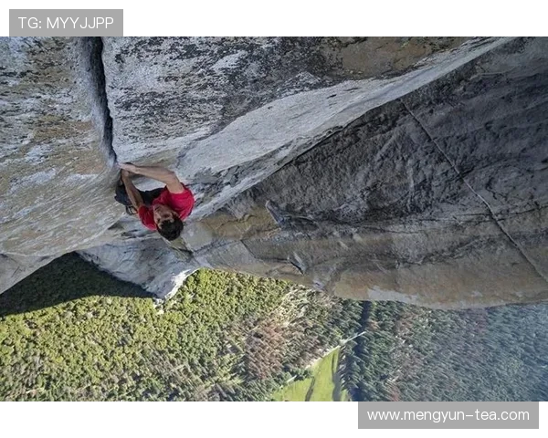 重庆攀岩队的奋斗与荣耀:一段不屈不挠的攀岩之旅纪实 重庆攀岩队的奋斗与荣耀:一段不屈不挠的攀岩之旅纪实